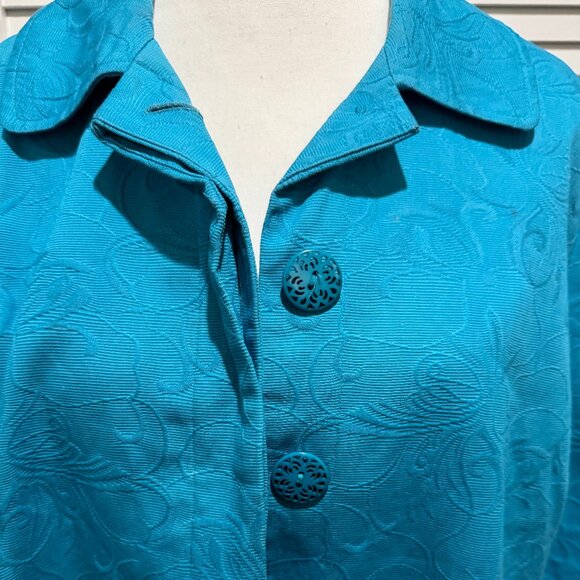 Chico’s Turquoise Textured Jacquard Button Front Jacket – Size 3P (16/18 Petite) - Picture 2 of 8
